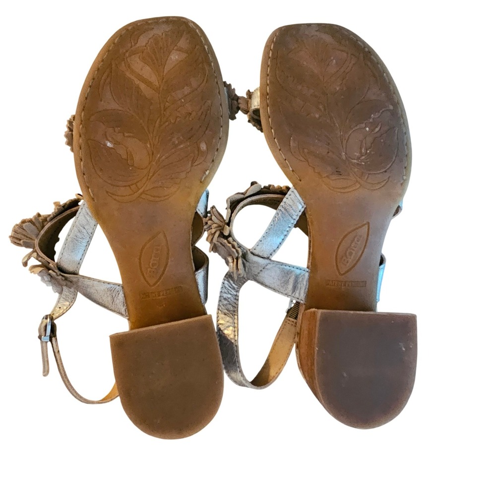 Born Kheli Floral Block Heel Sandals Metallic Gold Silver Leather Womens 9M - Picture 7 of 7